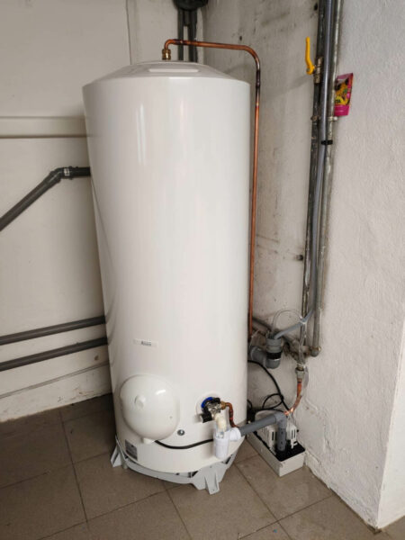 Ballon d'eau chaude, chauffe-eau Altech installé en Moselle par Lorraine Chauffage